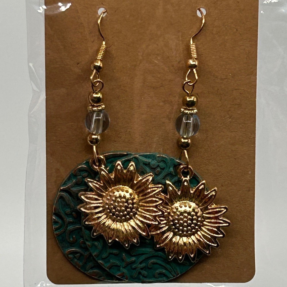 Boho Sunflower Dangle Earrings Turquoise and Gold Accents Women Fashion Jewelry‎